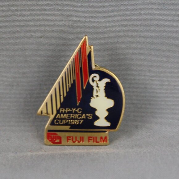 Vintage Sailing Pin - America's Cup 1987 Fuji Film - Celluloid Pin - Picture 1 of 3